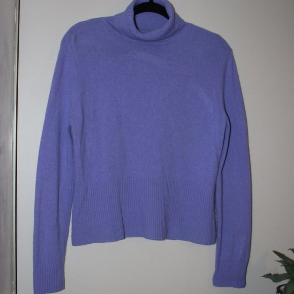 Covington Sweaters - Cashmere Turtleneck Women's Sweater
